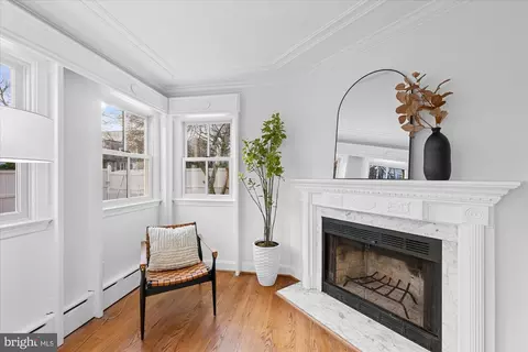 1900 37th St NW, Washington, DC 20007 photo 19
