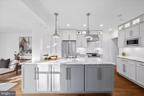 1900 37th St NW, Washington, DC 20007 photo 10
