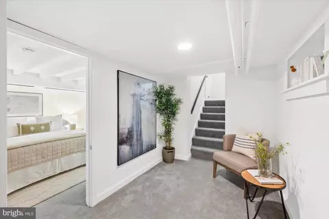 1900 37th St NW, Washington, DC 20007 photo 28