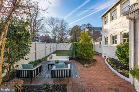 1900 37th St NW, Washington, DC 20007 photo 34
