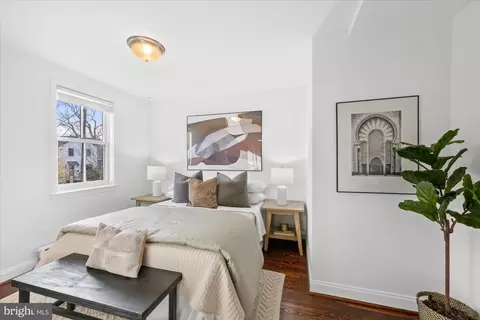 1900 37th St NW, Washington, DC 20007 photo 26
