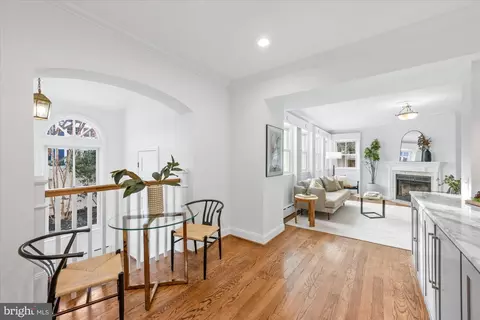 1900 37th St NW, Washington, DC 20007 photo 17