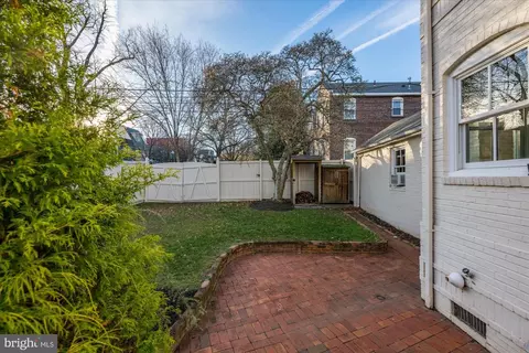 1900 37th St NW, Washington, DC 20007 photo 35