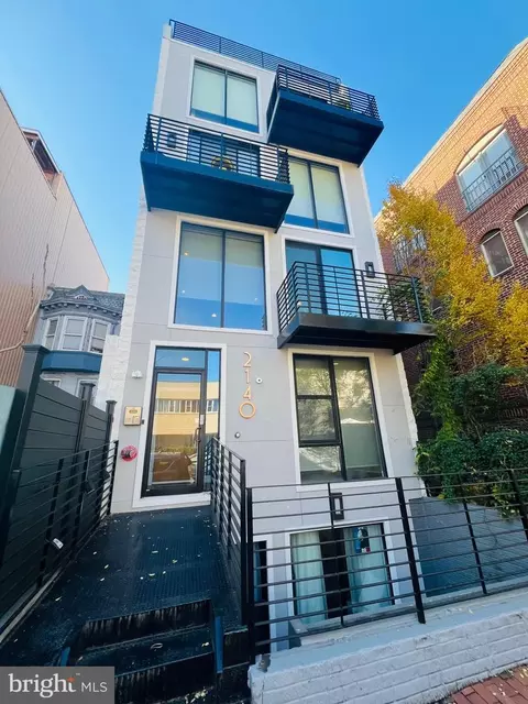 2140 Wisconsin Ave NW #3, Washington, DC 20007