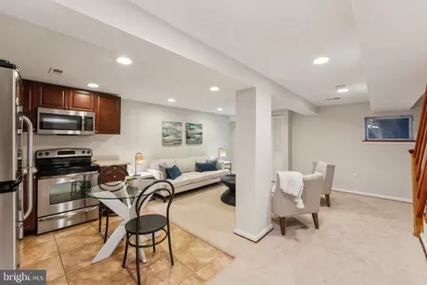 707 17th St SE, Washington, DC 20003 photo 30