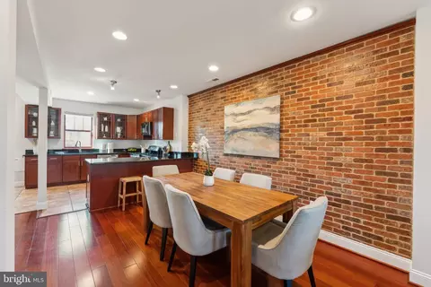 707 17th St SE, Washington, DC 20003 photo 8