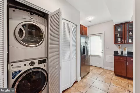 707 17th St SE, Washington, DC 20003 photo 14