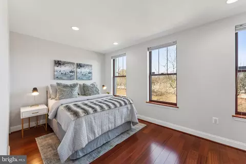 707 17th St SE, Washington, DC 20003 photo 22