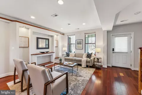 707 17th St SE, Washington, DC 20003 photo 3