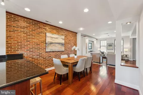 707 17th St SE, Washington, DC 20003 photo 10