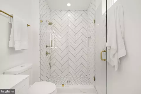 1006 Florida Ave NE #PH1, Washington, DC 20002 photo 21