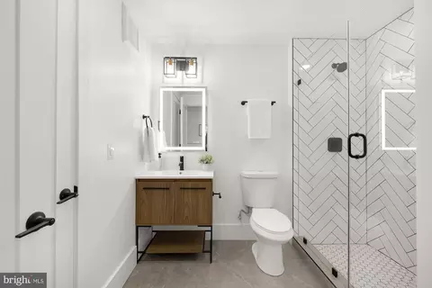 1006 Florida Ave NE #PH1, Washington, DC 20002 photo 25