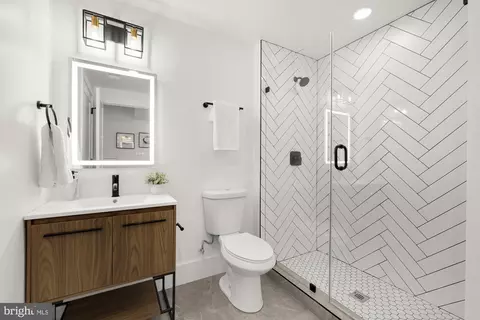 1006 Florida Ave NE #PH1, Washington, DC 20002 photo 26