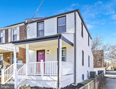 5018 8th St NE, Washington, DC 20017
