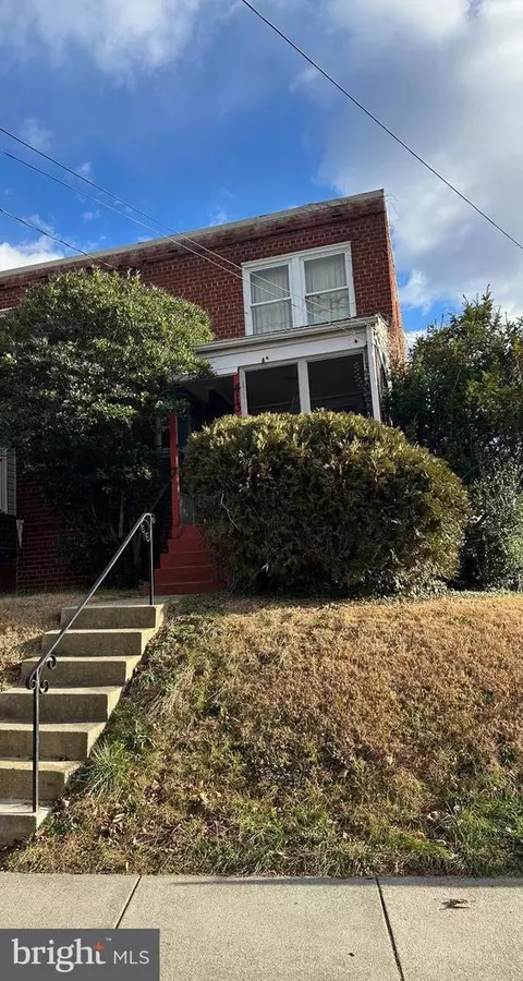 413 Kennedy St NE, Washington, DC 20011