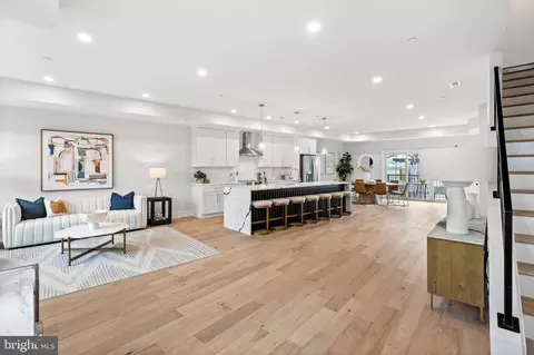 1251 Holbrook Ter NE #B, Washington, DC 20002