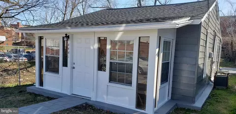 4441 A St SE, Washington, DC 20019