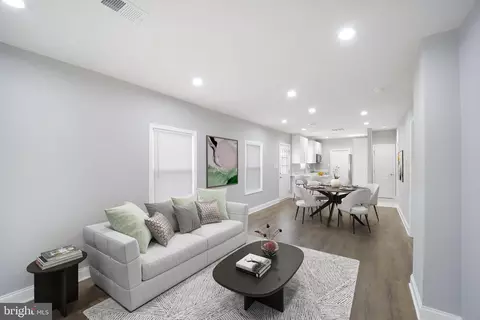 5006 Lee St NE, Washington, DC 20019