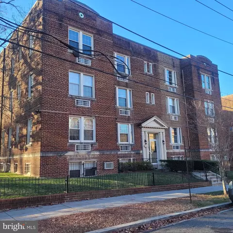 1404 Tuckerman St NW #101, Washington, DC 20011