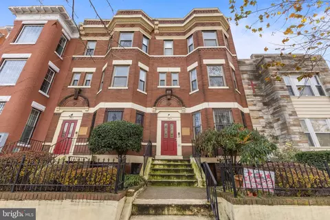 36 Q St NW, Washington, DC 20001