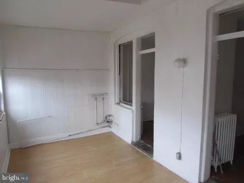 Living - 173 Todd Pl NE, Washington, DC 20002 photo 4 of 4