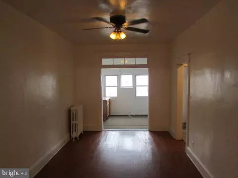 Living - 173 Todd Pl NE, Washington, DC 20002 photo 2 of 4