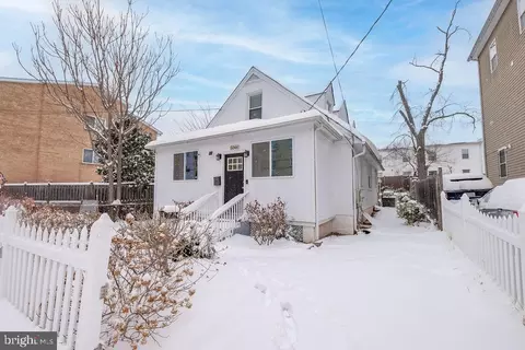 5044 Call Pl SE, Washington, DC 20019