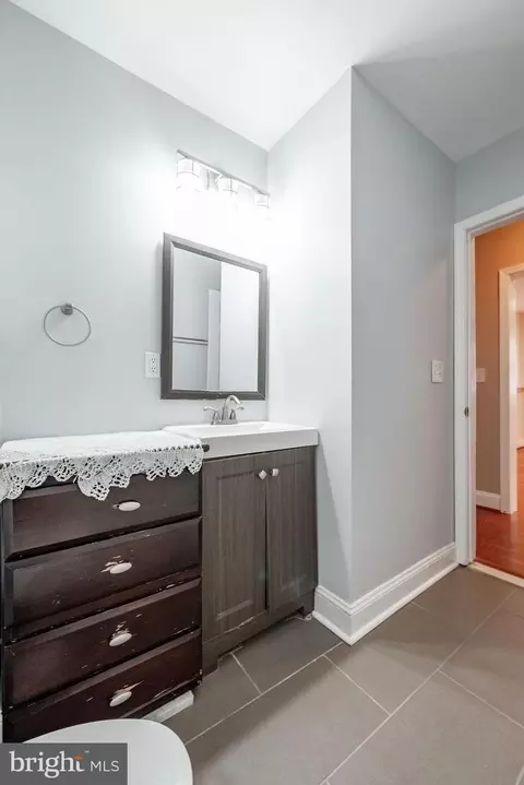 5044 Call Pl SE, Washington, DC 20019 photo 13
