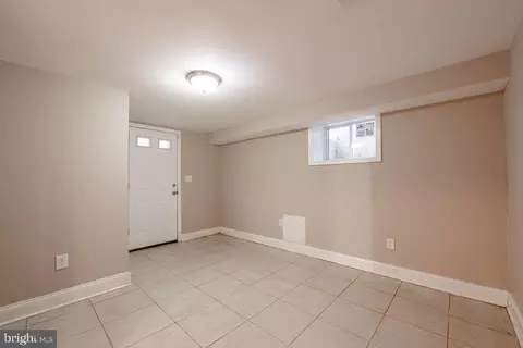 5044 Call Pl SE, Washington, DC 20019 photo 32