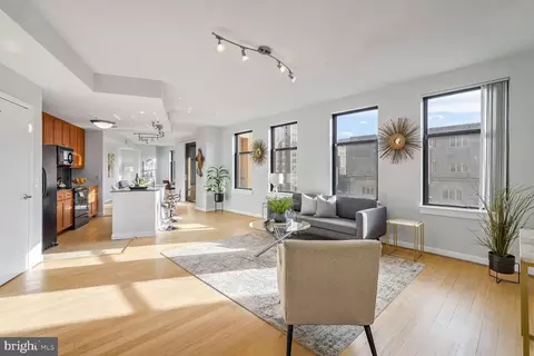 400 Massachusetts Ave NW #720, Washington, DC 20001
