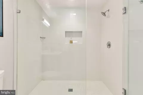 911 2nd St NE #503, Washington, DC 20002 photo 39