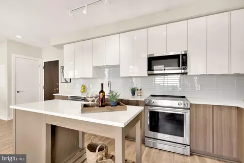 911 2nd St NE #503, Washington, DC 20002 photo 12