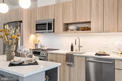 7175 12th NW #503, Washington, DC 20012