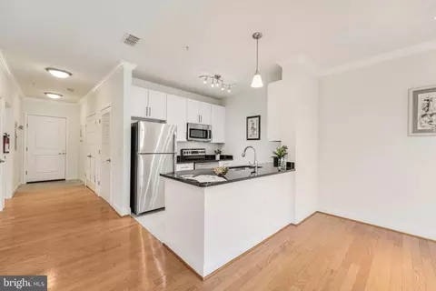 1391 Pennsylvania Ave SE #312, Washington, DC 20003