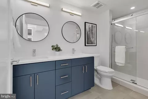 Bath - 2310 4th St NE #6, Washington, DC 20002 photo 1 of 2