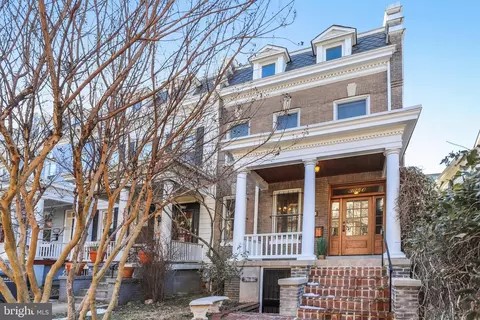 3340 17th St NW, Washington, DC 20010