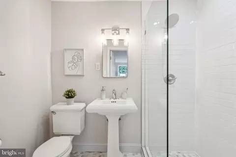 325 Constitution Ave NE, Washington, DC 20002 photo 14