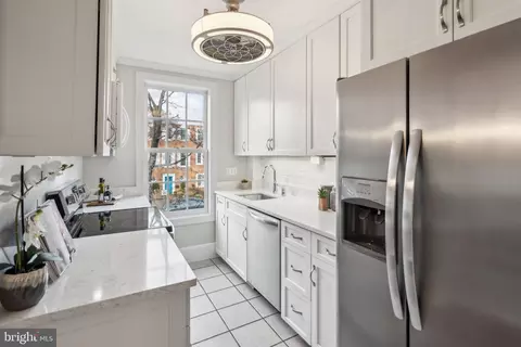 325 Constitution Ave NE, Washington, DC 20002 photo 9