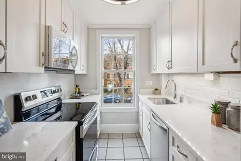325 Constitution Ave NE, Washington, DC 20002 photo 10