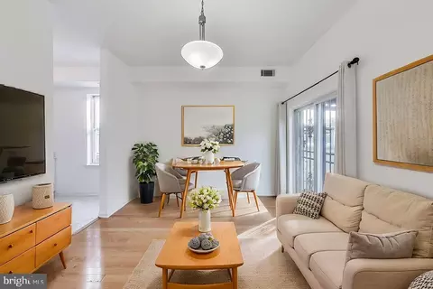 514 U St NW #9, Washington, DC 20001
