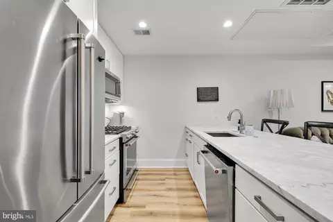 819 D St NE #8, Washington, DC 20002 photo 14