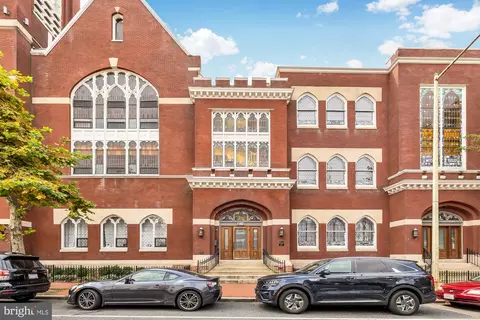 819 D St NE #8, Washington, DC 20002 photo 3