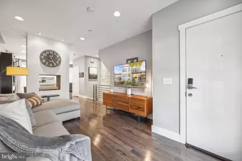 1166 Abbey Pl NE #1, Washington, DC 20002