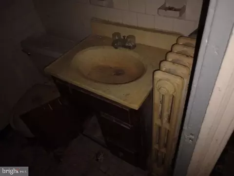 Bath - 212 21st St NE, Washington, DC 20002 photo 1 of 2