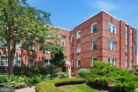 2801 Cortland Pl NW #2, Washington, DC 20008