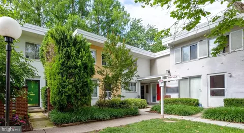 829 3rd St SW #309, Washington, DC 20024
