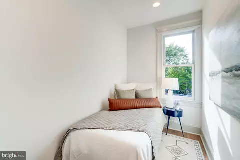 Bedroom - 214 10th St NE, Washington, DC 20002 photo 3 of 5