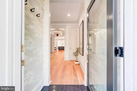 Entry Way - 214 10th St NE, Washington, DC 20002 photo 1 of 3