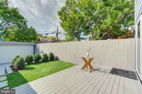 Exterior - 214 10th St NE, Washington, DC 20002 photo 2 of 2