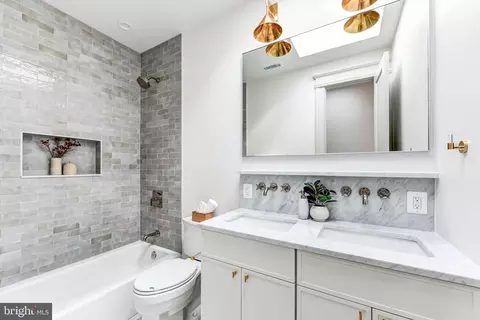 Bath - 214 10th St NE, Washington, DC 20002 photo 3 of 5